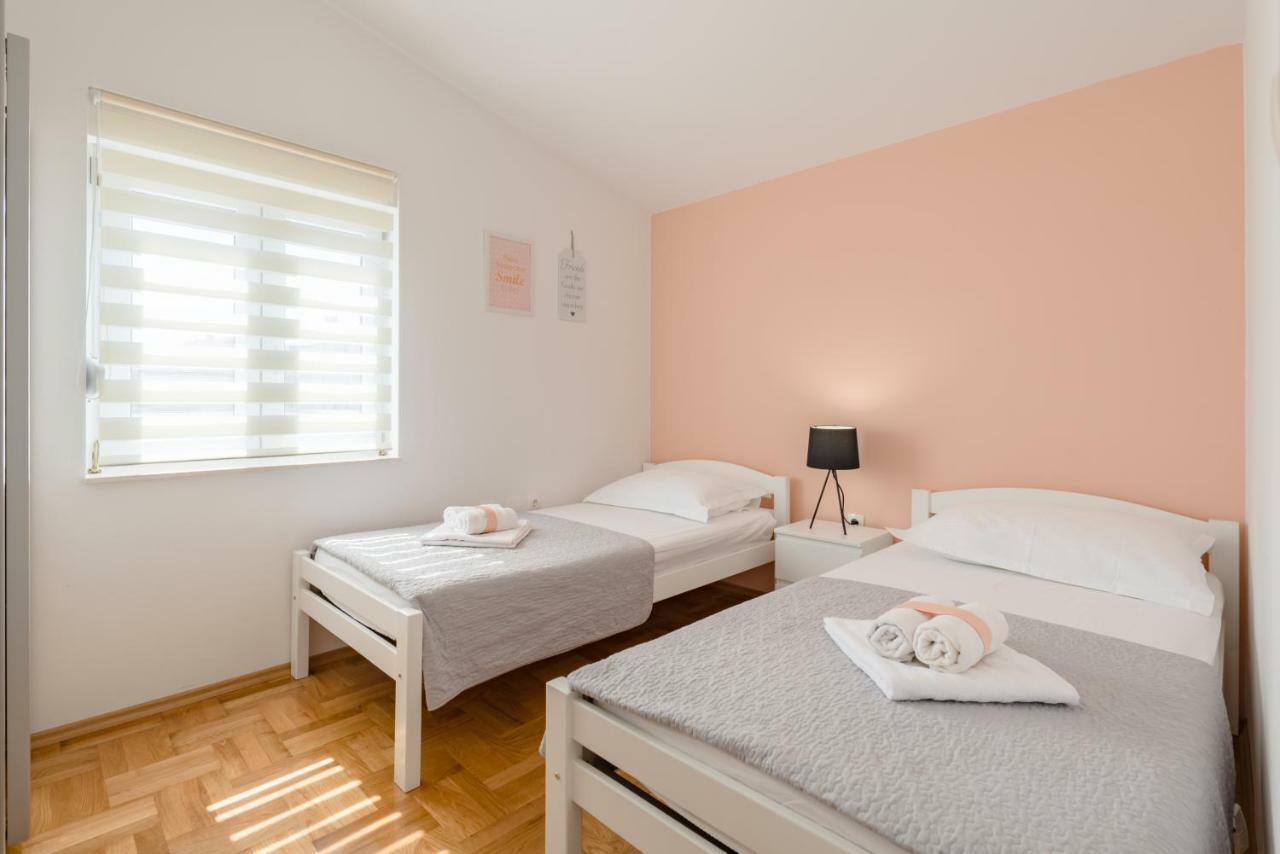 Apartment Sun&Sea Split Bagian luar foto