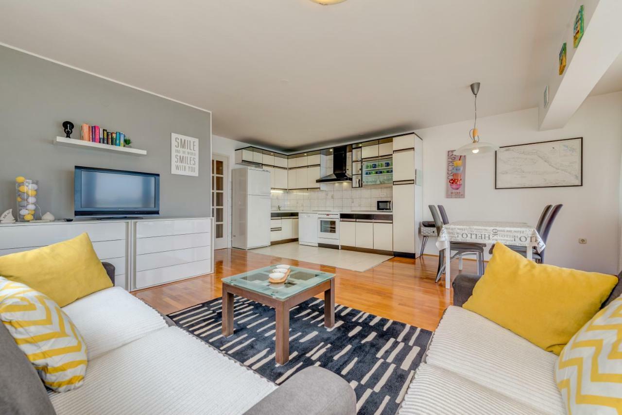 Apartment Sun&Sea Split Bagian luar foto